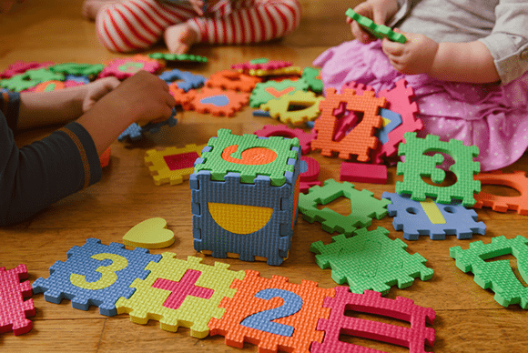 Image for 1,000 children’s centres ‘lost’ since 2009