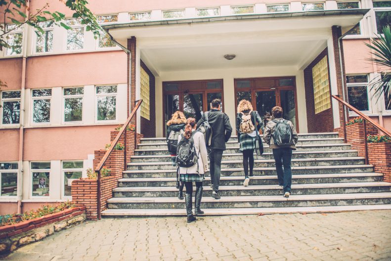 Image for Parents and teachers think school admissions needs to be fairer